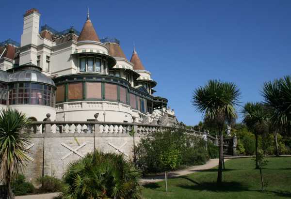 Exterior of Russell Cotes- a seaside villa