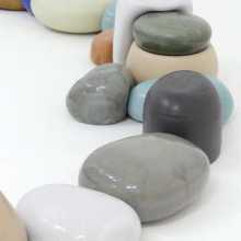 Nicola Tassie, Haltadans (detail), glazed stoneware, 2021-2022. Photo by William Papworth.